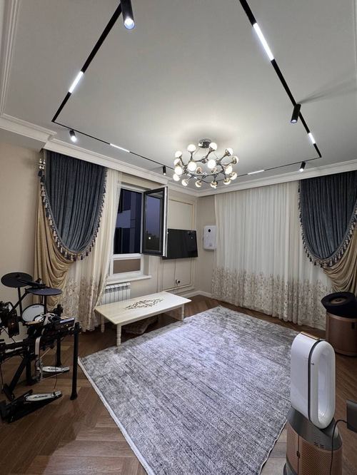 4-xonali kvartira, 130 m²
