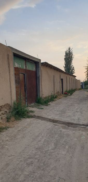 2-xonali uy, 18000 m²