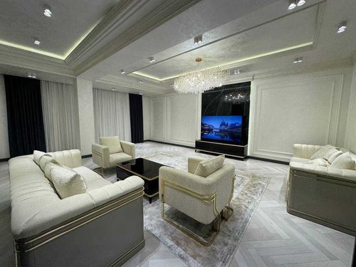 3-комнатная квартира, 160 м²