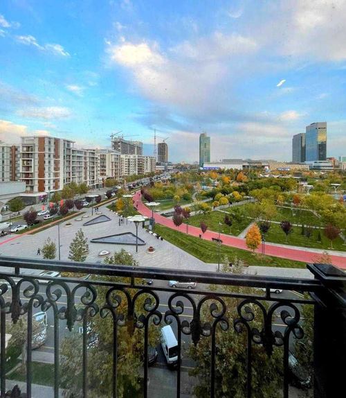 2-xonali kvartira, 85 m²