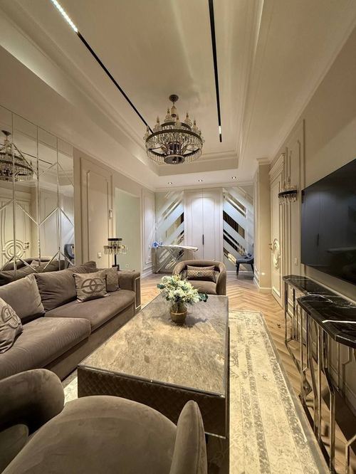6-комнатная квартира, 220 м²