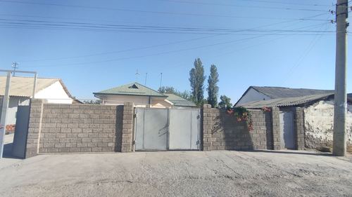 4-xonali uy, 400 m²
