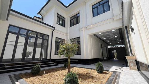 6-комнатный дом, 280 м²