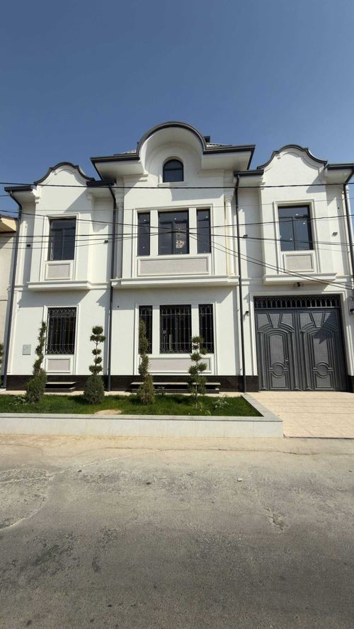7-xonali uy, 350 m²
