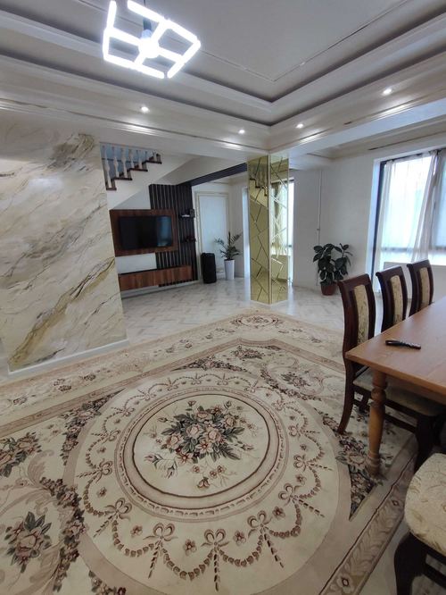 5-комнатная квартира, 340 м²