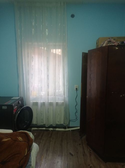3-room house, 550 m²