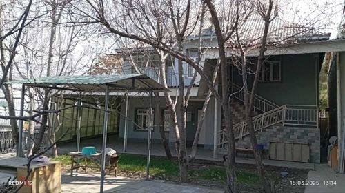 5-комнатный дом, 222 м²