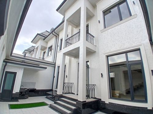 6-xonali uy, 400 m²