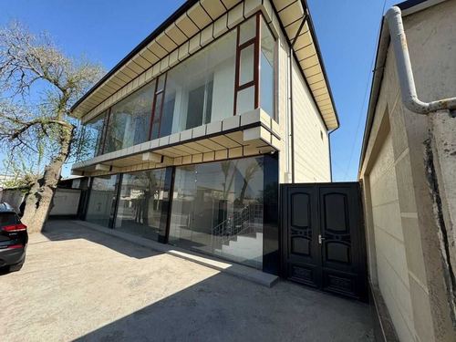 Здание, ул. Даре Буйи, 2 этажа, 400 м², 1.5 соток, евроремонт, 1-я линия