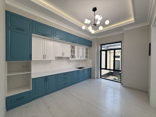 6-xonali uy, 230 m²