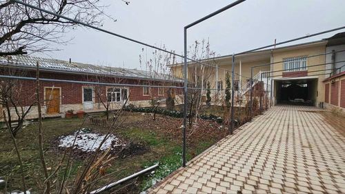 7-xonali uy, 150 m²