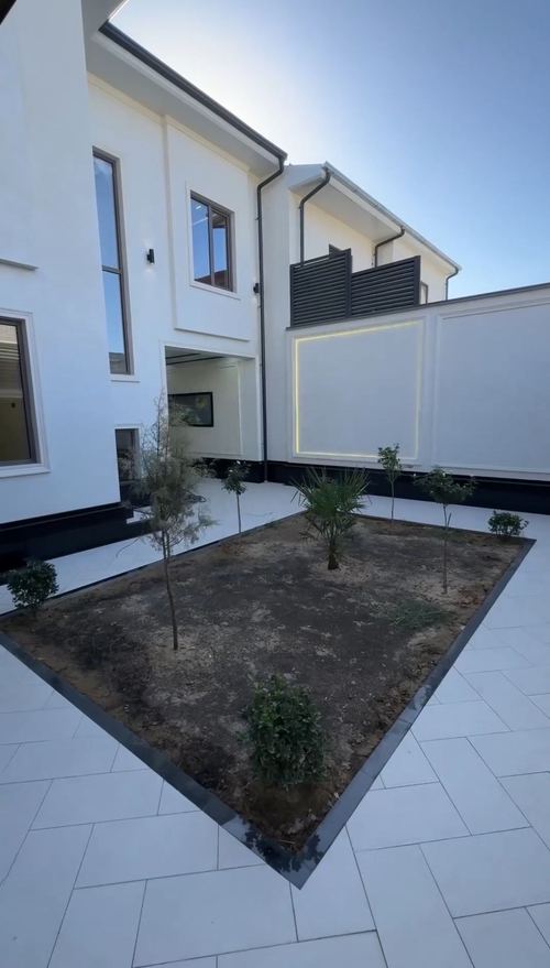 5-xonali uy, 220 m²