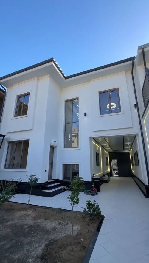 5-room house, 220 m²