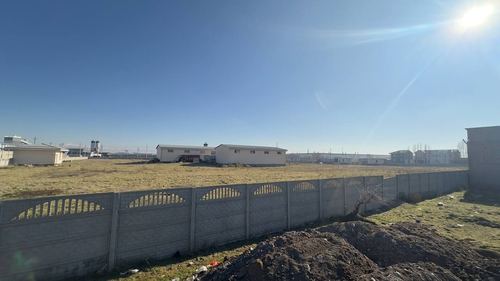 Продаётся 2 га. производственная база.