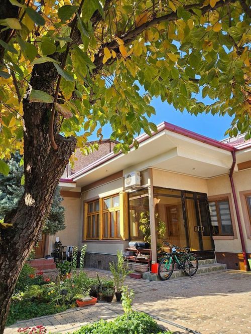 7-xonali uy, 530 m²