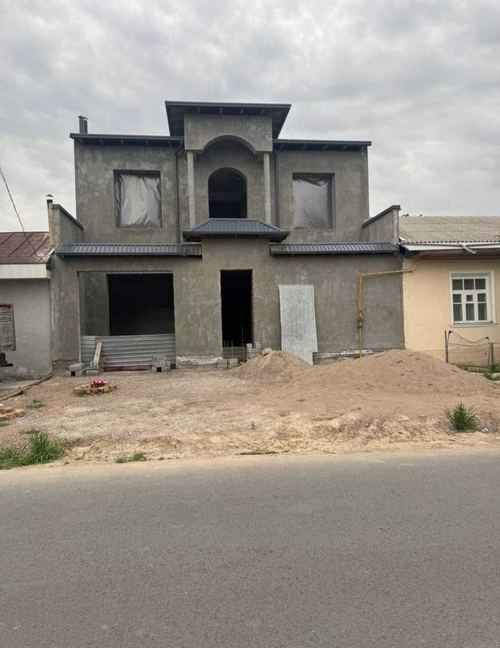 6-room house, 281 m²