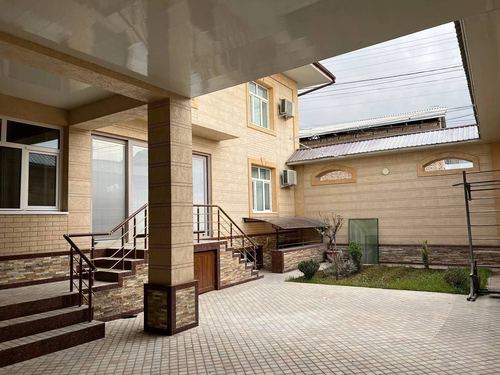 6-xonali uy, 300 m²