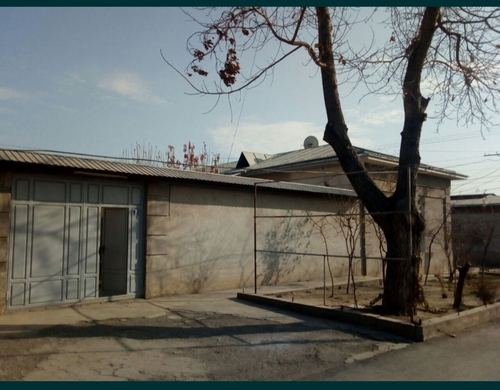 6-room house, 4.4 m²