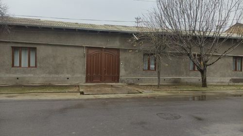 5-комнатный дом, 374 м²