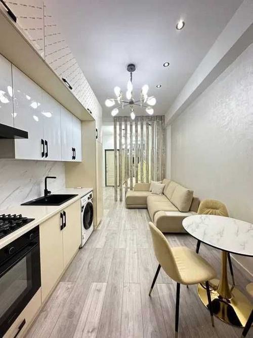 4-xonali kvartira, 100 m²