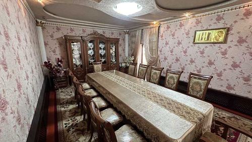 8-room house, 200 m²