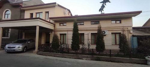 6-комнатный дом, 411 м²