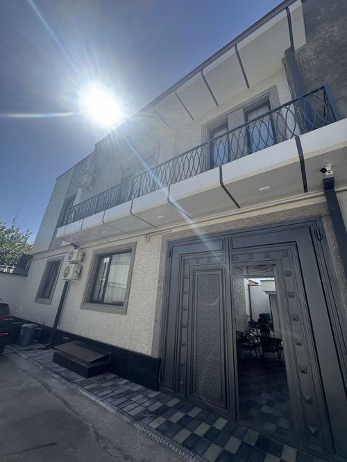 5-комнатный дом, 260 м²