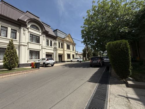 5-комнатный дом, 428 м²