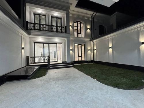 6-xonali uy, 320 m²