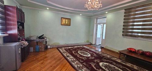 10-xonali uy, 968 m²