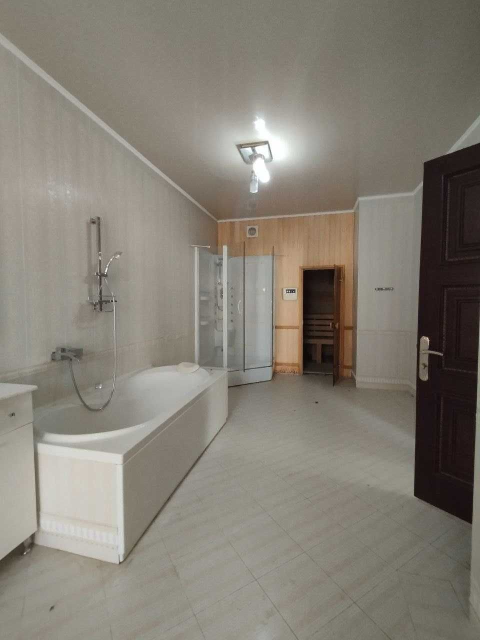 8-комнатный дом, 1550 м², Ташкент, Мирзо-Улугбекский район, на продажу