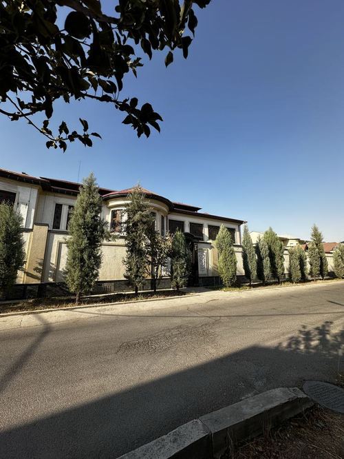 14-xonali uy, 1120.59 m²