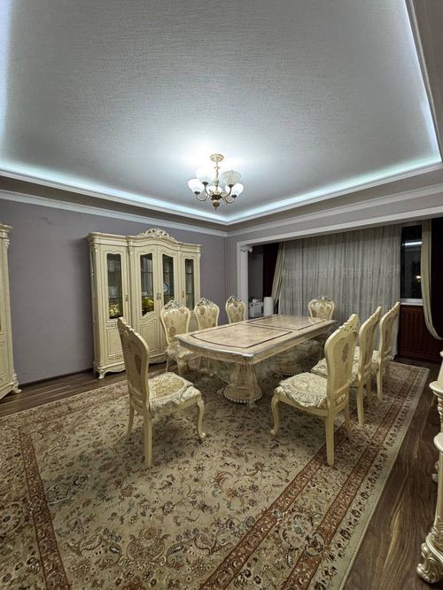 4-xonali kvartira, 120 m²