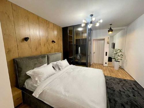 4-xonali kvartira, 98 m²