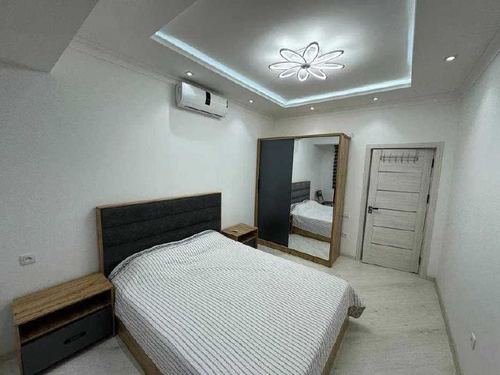 4-xonali kvartira, 130 m²