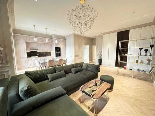 2-комнатная квартира, 90 м²