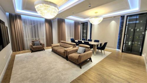 4-xonali kvartira, 150 m²
