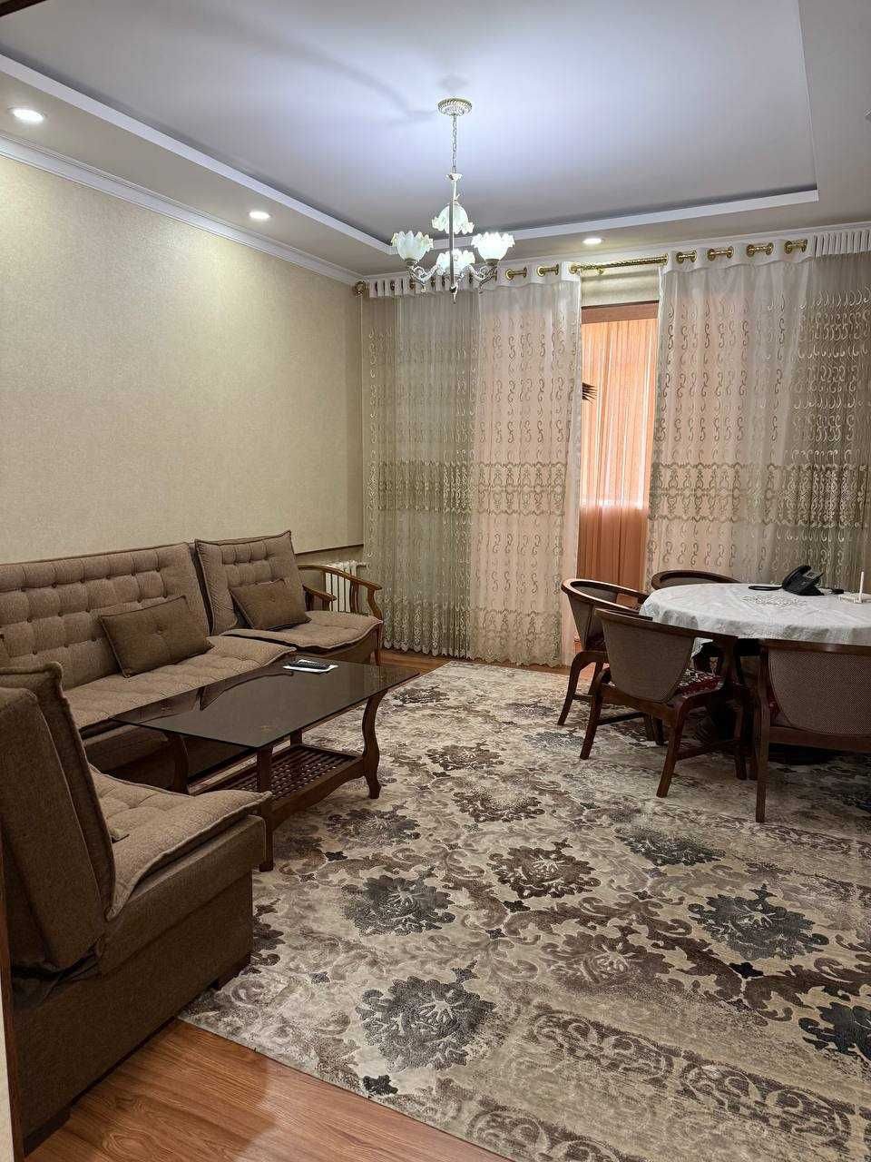 2-комнатная квартира, 60 м², 3 эт, Ташкент, Мирзо-Улугбекский район, в аренду