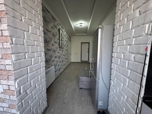 3-xonali kvartira, 70 m²