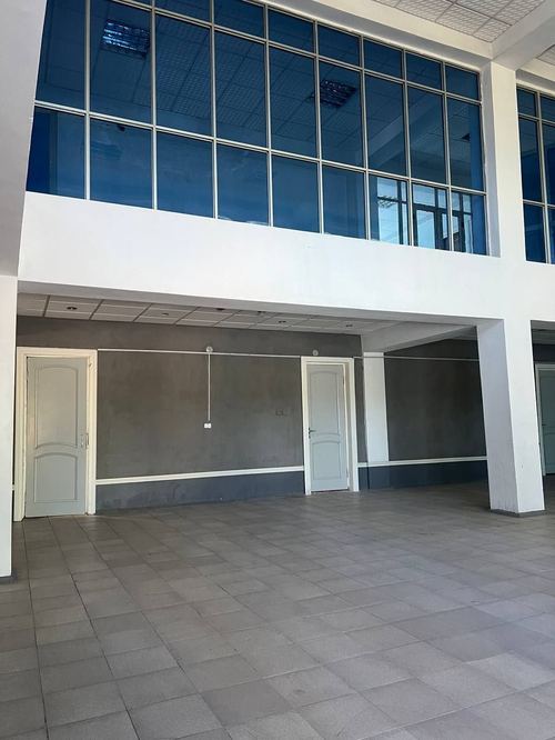 25-комнатная квартира, 1600 м²