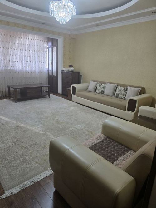 4-xonali kvartira, 100 m²