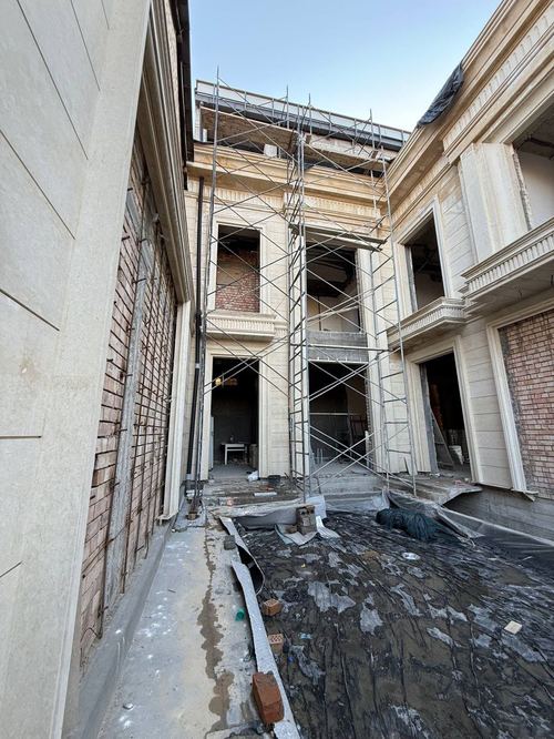 8-room house, 1300 m²