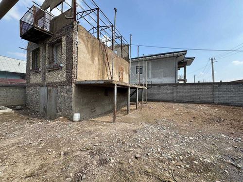 4-room dacha, 280 m²