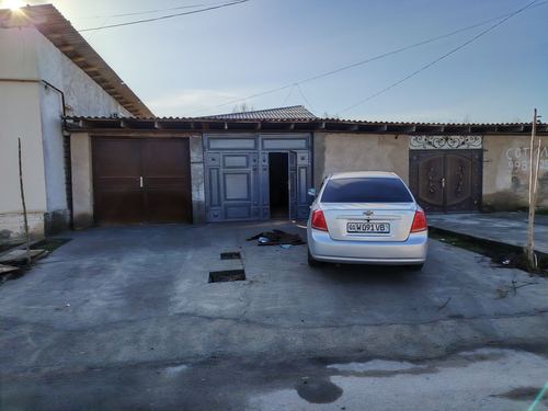 3-xonali uy, 130 m²