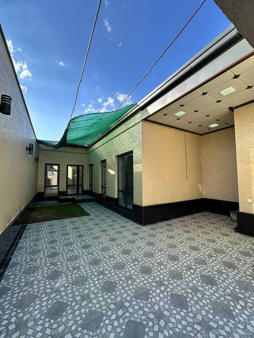 5-room house, 130 m²