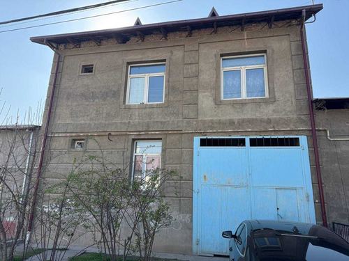 5-xonali uy, 850 m²