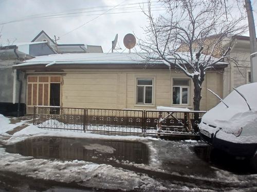 4-room house, 305 m²