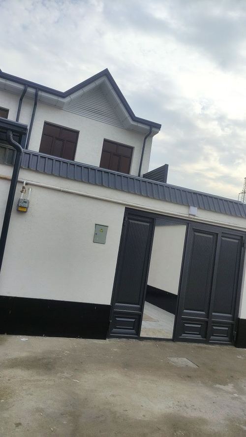 5-room cottage, 130000 m²