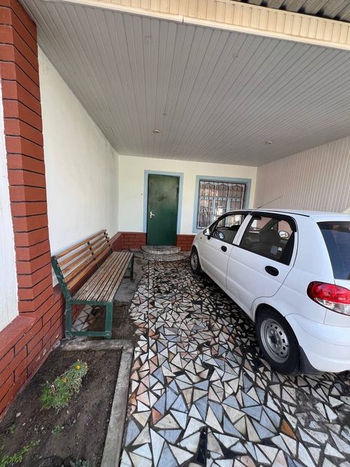 3-xonali uy, 170 m²