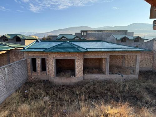 7-комнатный дом, 600 м²